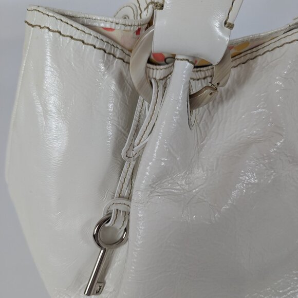 Fossil White Leather Large Slouch Hobo Purse Bag Key Charm EUC - Picture 4 of 14